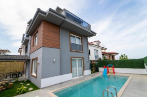 Stunning Villa with Private Pool, Jacuzzi and Cinema Room in Fethiye